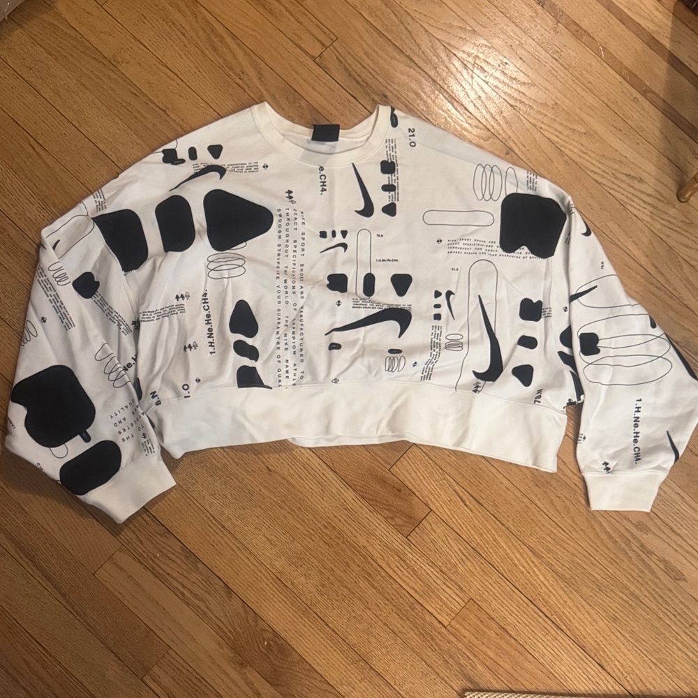 Nike Graphic Print Women's Sweatshirt